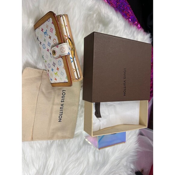 Louis Vuitton Murakami in demand compact wallet. Full inclusion - Picture 2 of 12